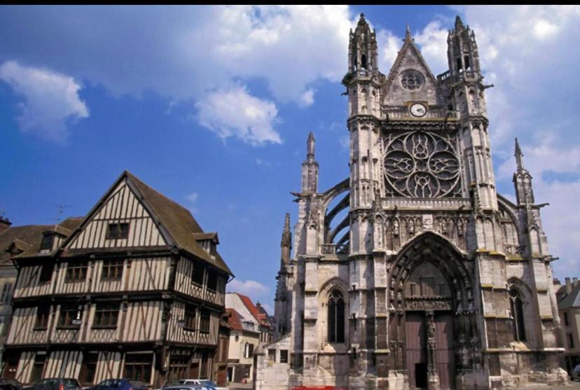Saint-Marcel  Magnifique Logement, Confortable Et Paisible. מראה חיצוני תמונה
